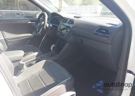 2022 Volkswagen Tiguan 2.0T Sel R-Line from USA, damaged, VIN 3VV4B7AX9NM176468